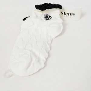 Stems OS Women's Camellia Flower Socks Ankle Cable Knit Socks Ivory White